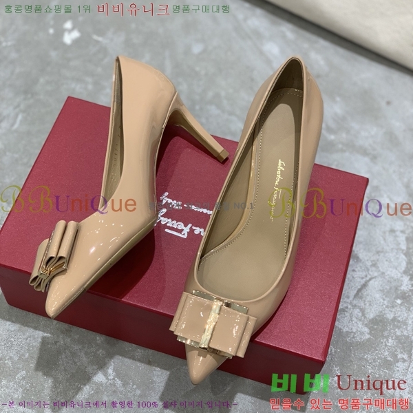 ��󰡸� ������ F7010575-1 �� 7CM