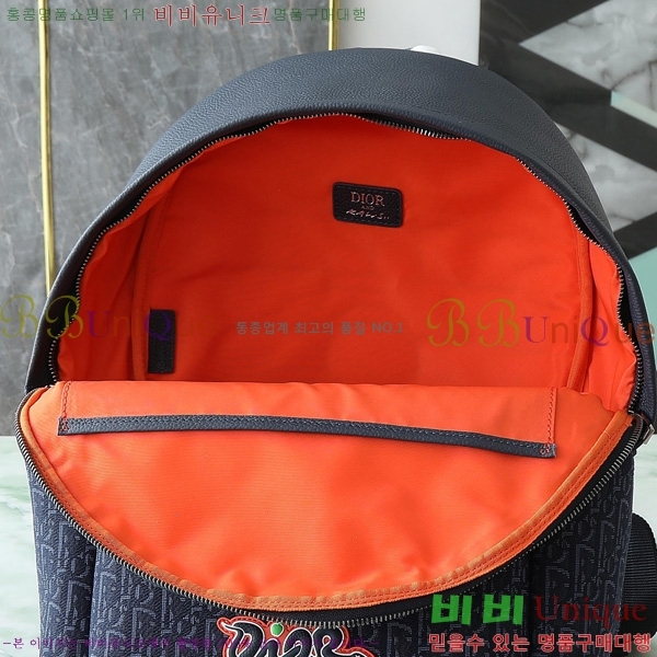 #��� ���̴� 2.0 KAWS ���� ���� 1ESBA199-301