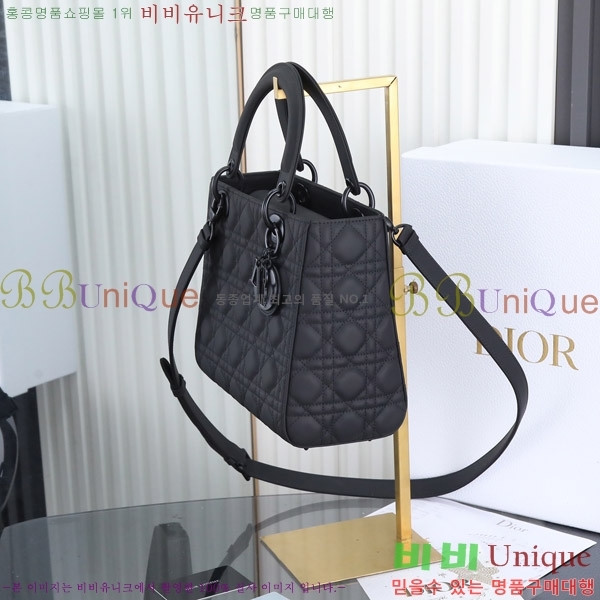 #��� ���̵�� �̵� M50660-3