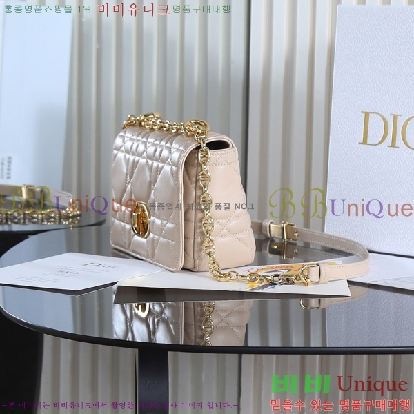 #��� ���� ī�ι� D923600-5