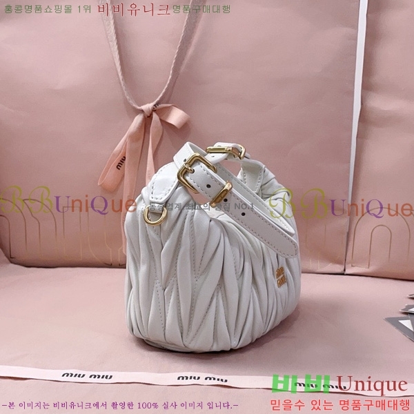 #�̿�̿� ��Ʋ�� ���� ���� �Ŀ�ġ ����� 5NE026-103