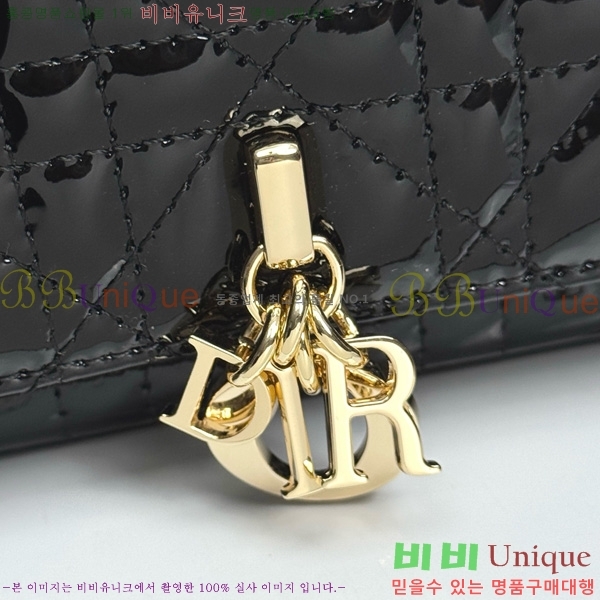 #��� ũ�ν��� ���� �� �޴��� �Ŀ�ġ �̴Ϲ� S0977-2002