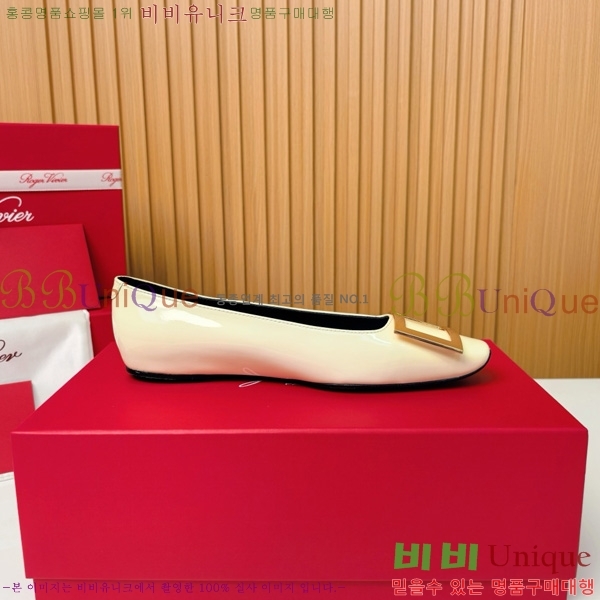 ������� ��Ŭ �߷����� �÷� 32RV725541-1