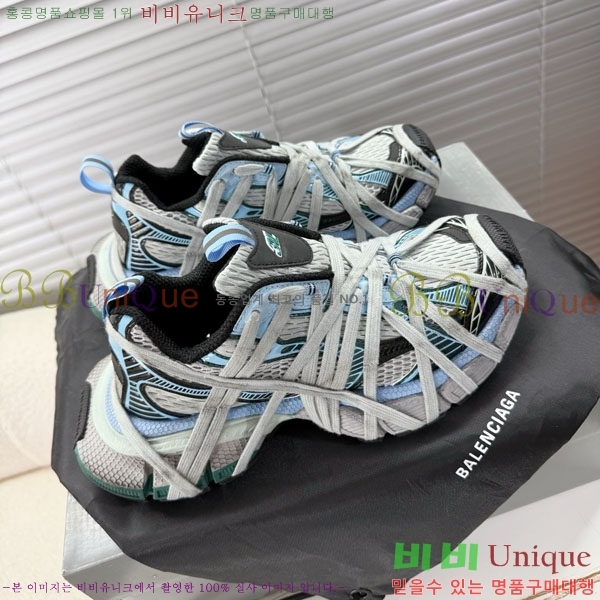 �߷��þư� 3XL Ʈ���̳� ����Ŀ�� BLA356602-9