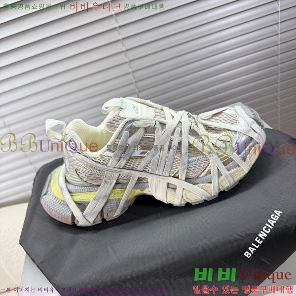 �߷��þư� 3XL Ʈ���̳� ����Ŀ�� BLA356602-16