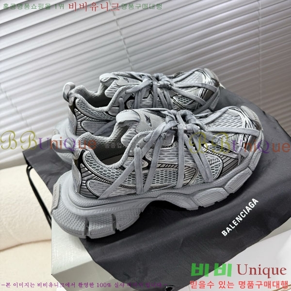 �߷��þư� 3XL Ʈ���̳� ����Ŀ�� BLA356601-6