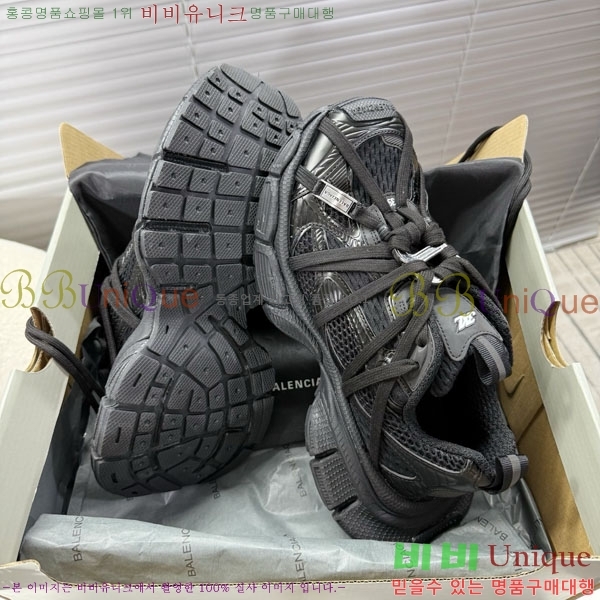 �߷��þư� 3XL Ʈ���̳� ����Ŀ�� BLA356601-7