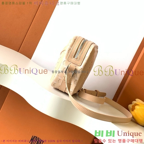 #���̳� ī�޶�� M8018-103