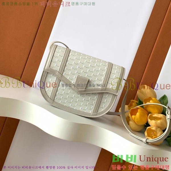 #���̳� ���̽��� M8021-103