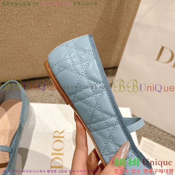 ��� �޸����� �÷����� 28DL2592612-4