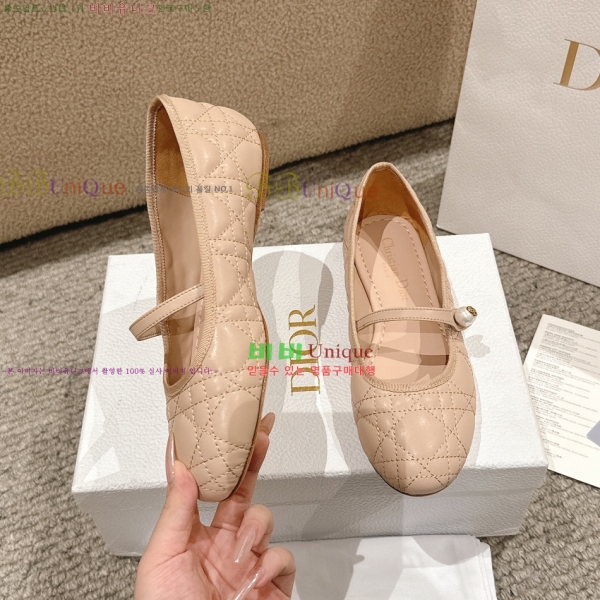 ��� �޸����� �÷����� 28DL2592612-6