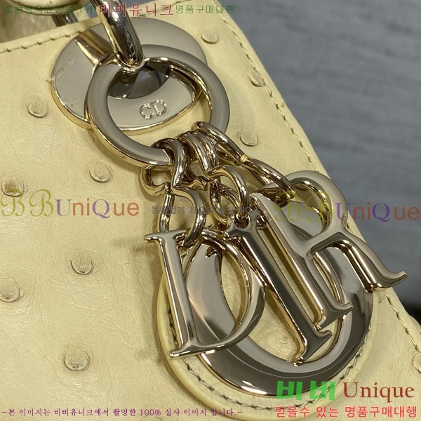 #��� ���̵�� �̴� M0505-702