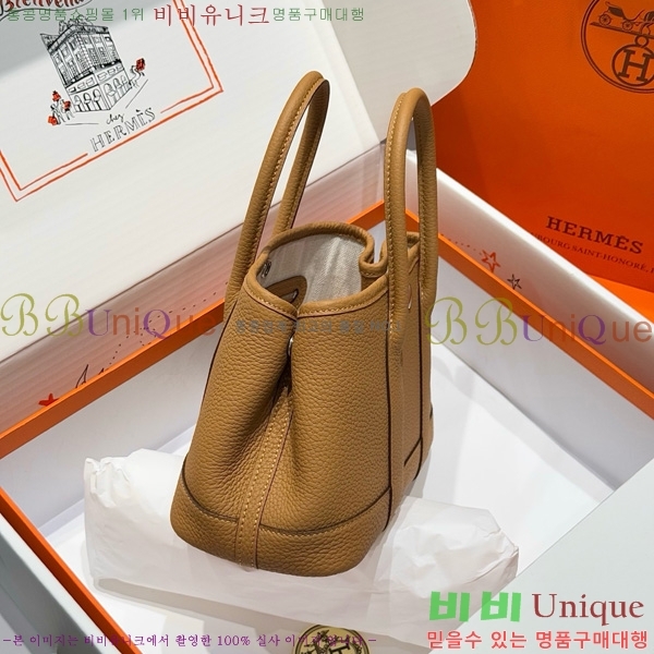 #�����޽� ������Ƽ �̴� 23cm HE886910-104
