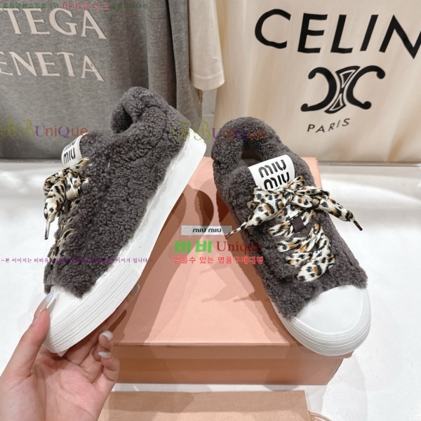 ���� �̿�*�� �þ �� ����Ŀ�� 31MU2510915-7