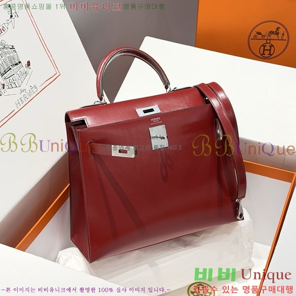 #�����޽� �̸��� 28CM H006770-300