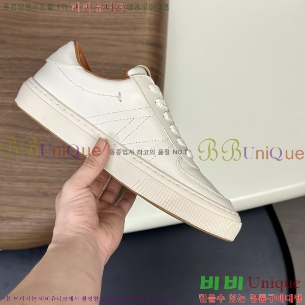 ���� ��**�� ����Ŀ�� MO286904-2