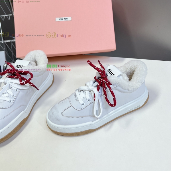 ���� �̿�̿� �þ �� ����Ŀ�� 36MU25101611-4