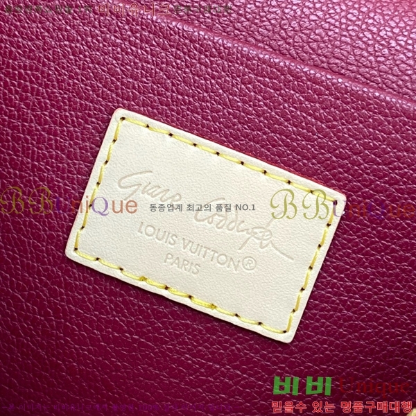 #���̺��� �Ͻ� �̴� ����Ƽ ���̽� M15170-101