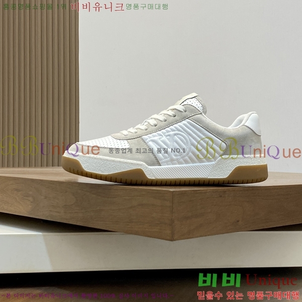 ���� �߷�Ƽ�� ����Ŀ�� VA08442-2