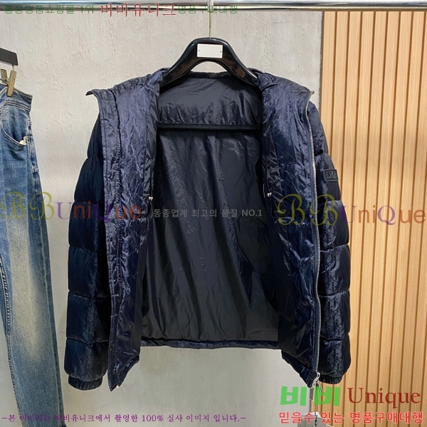 ���� ��� �ٿ� �е� CD6241685-1