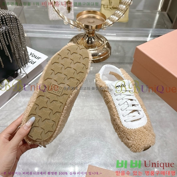 ���� �̿�̿� ����Ŀ�� 27MU902300-4