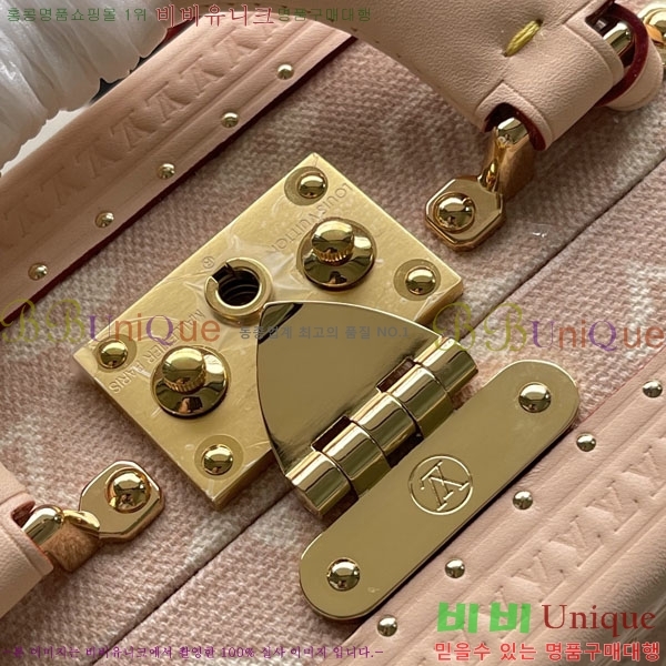 #���̺��� ���� �ڶ�� �߸��� M14592-2001