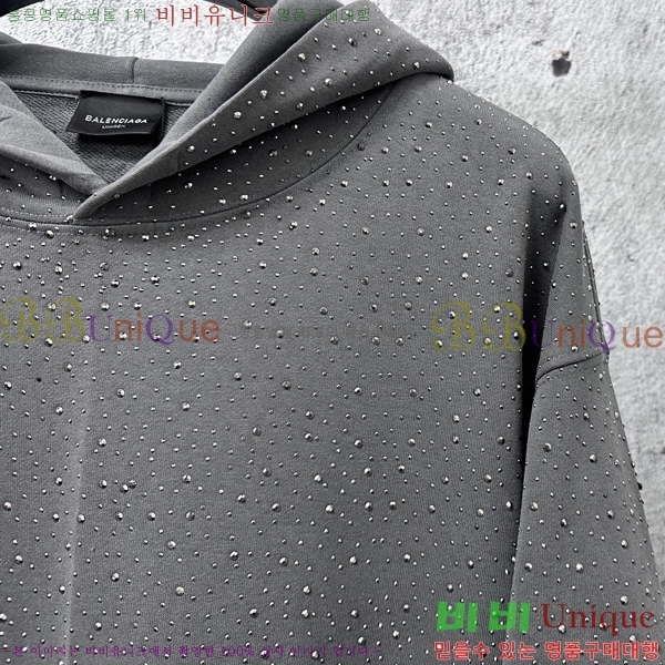 ���� �߷��þư� �ĵ�Ƽ BA543619-1