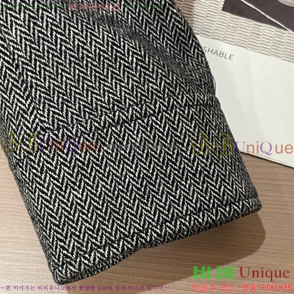 ���� ���ڷ� ��ġ�ڸ� ��Ŷ BC142584-1