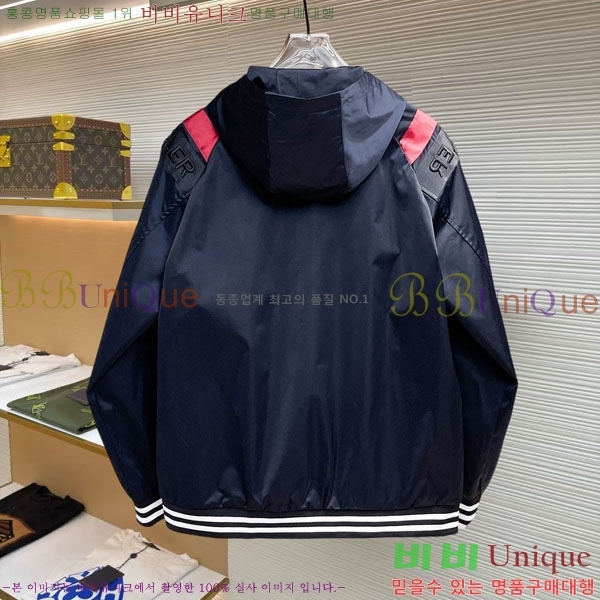 ���� ��**�� ���� MO780957