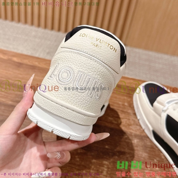 �������� LV Ʈ���̳� ����Ŀ�� LV511802-12