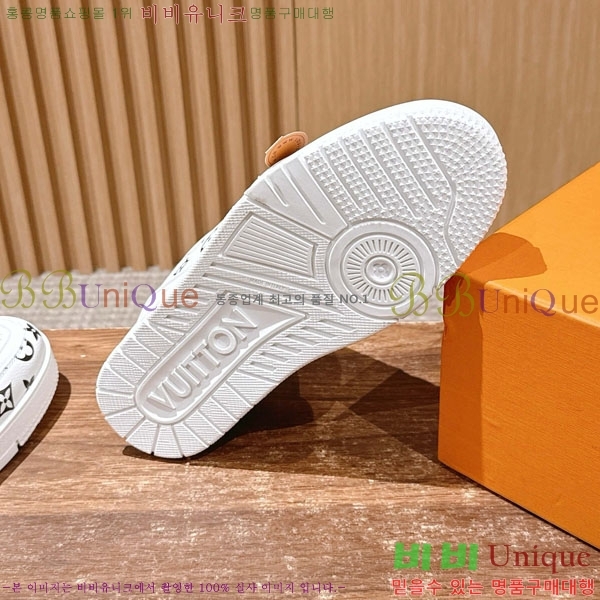 �������� LV Ʈ���̳� ����Ŀ�� LV5116602-7