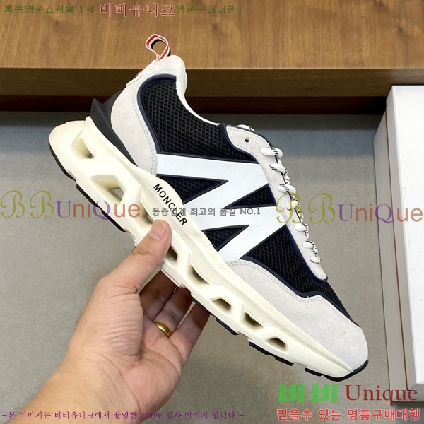 ���� ��**�� ����Ŀ�� M329747-3