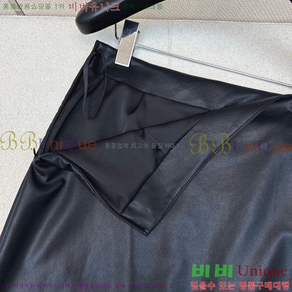 ���� ���ڷ� ��ġ�ڸ� ��ĿƮ BC3457803-10