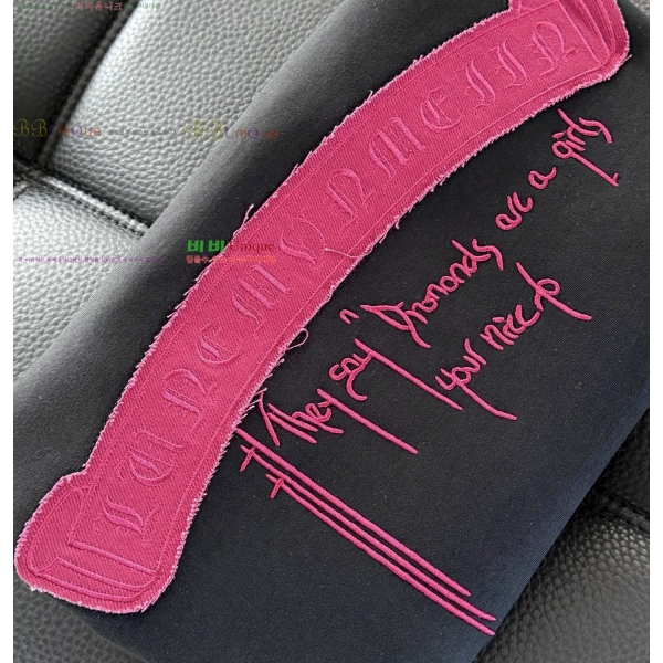 ���� ũ������ ���� Ƽ���� CH813271-2