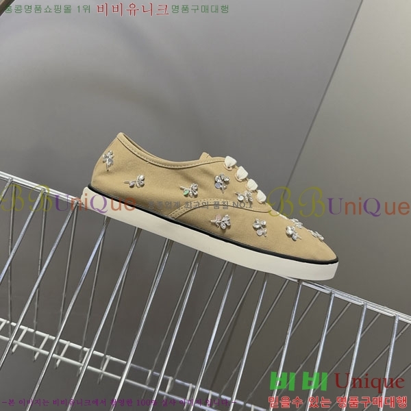 ���� �̿�̿� ����Ŀ�� M554621-3