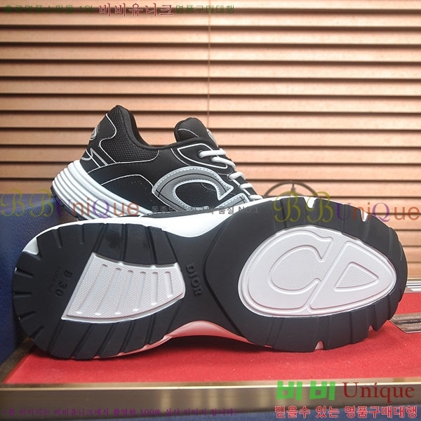 ���� ��� ����Ŀ�� DR889804-8