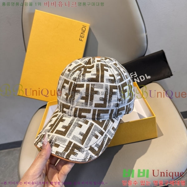 ��* ���� F1534676-4