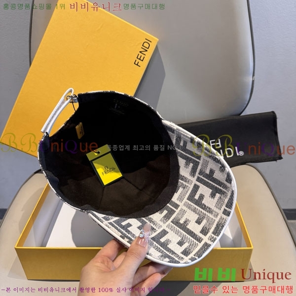 ��* ���� F1534676-3