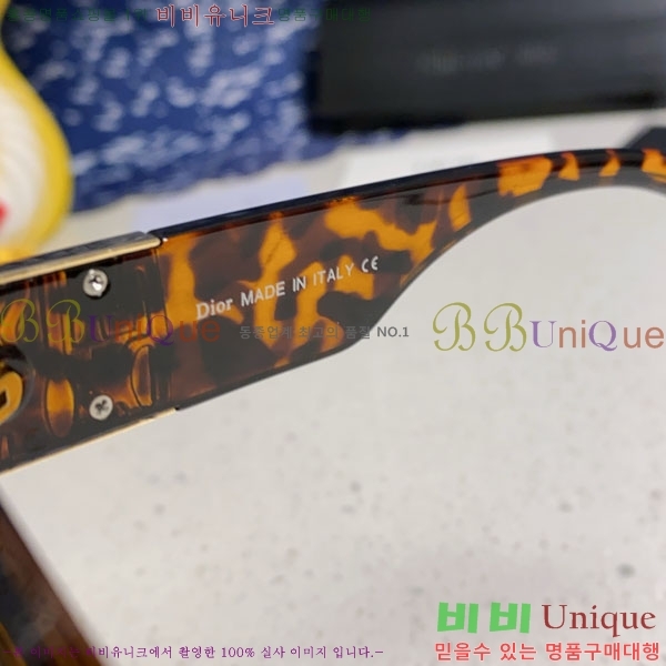 ��� ���۶� D10842836-4