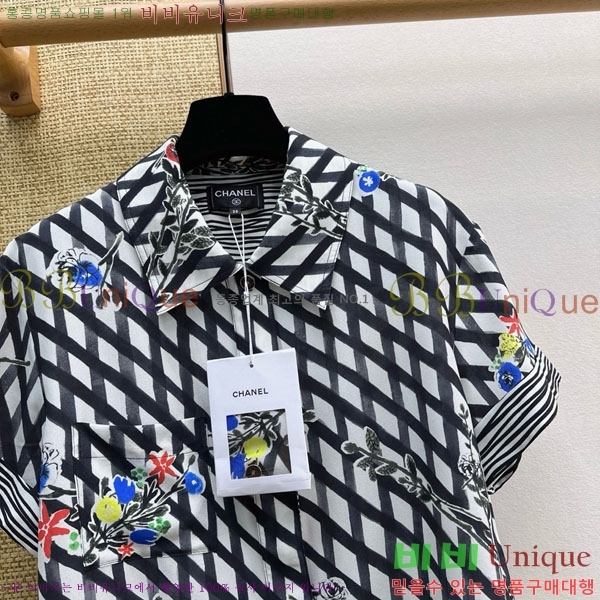 ���� ��* ���� ���� CH4534530-5