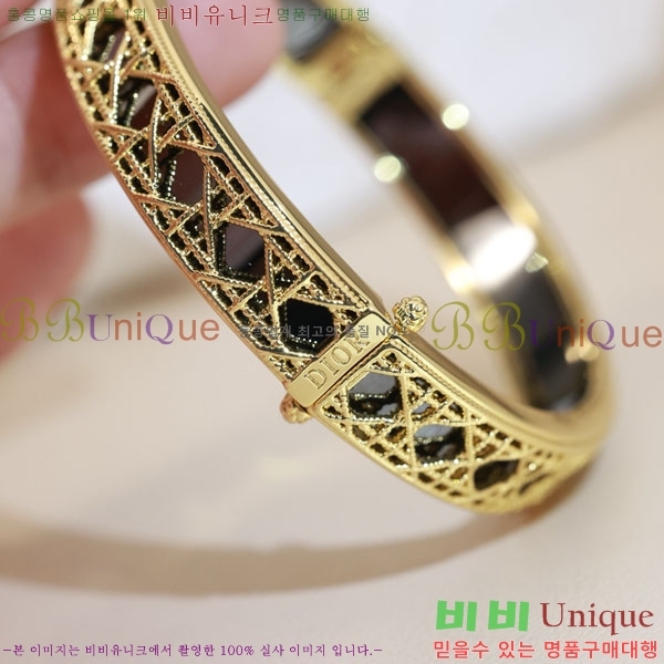 ��� ���� DO2346557-11