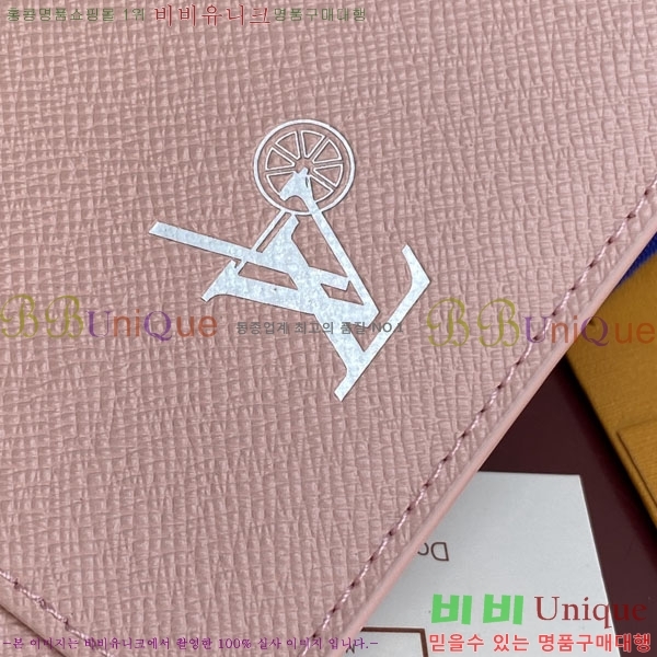 #����*�� �н���Ʈ Ŀ�� M28595-102