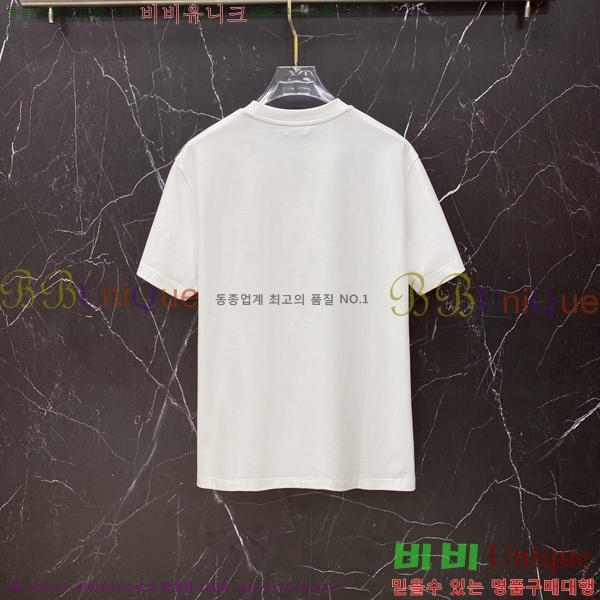 ���� ��**�� ���� Ƽ���� MO587623-2
