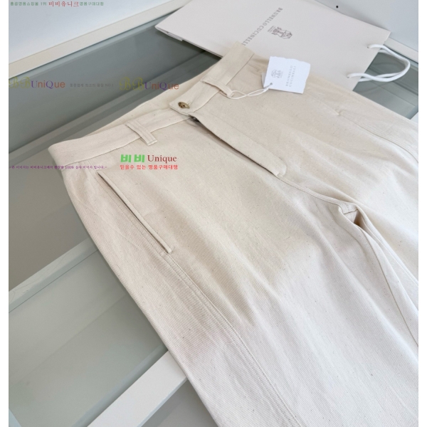 ���� ���ڷ� ��ġ�ڸ� û���� BC247385