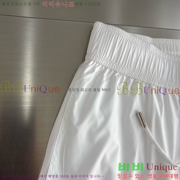 ���� ���ڷ� ��ġ�ڸ� �ݹ��� BC261438-2