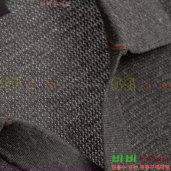 ���� �η�**�� ���� Ƽ���� LP265413-2