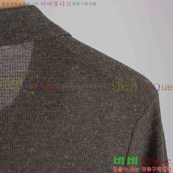 ���� �η�**�� ���� Ƽ���� LP265413-2