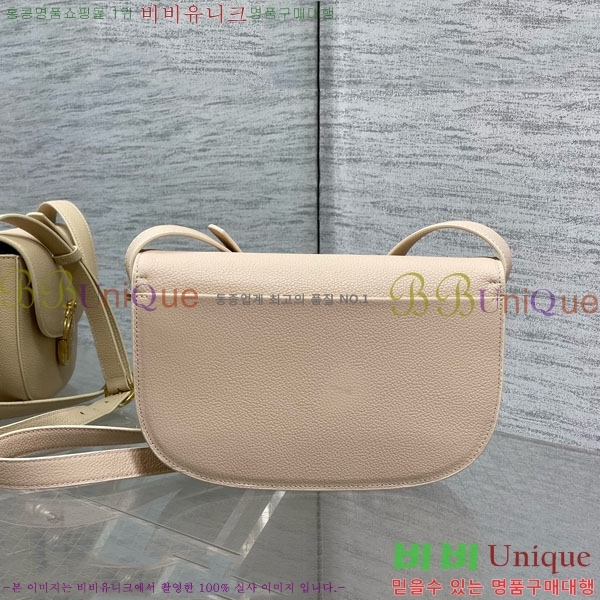 #��* �޴޸��� �÷� �� �̵�� M3922-209