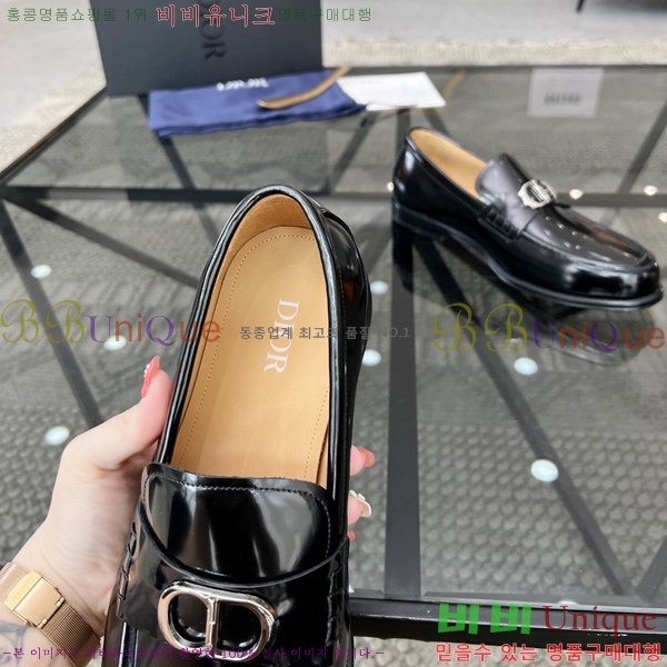 ���� ��� ���� D3R77590-3