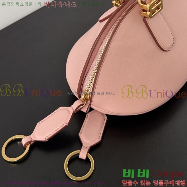 #�߷��þư� 𝗕𝗼𝗹𝗲𝗿𝗼 ȣ���� 71245-102